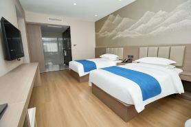 Rujia Fairyland Hotel (Lvliang Hongtai Plaza)