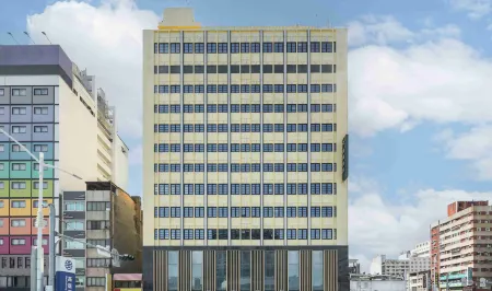 Kindness Hotel (Kaohsiung Station) Отели рядом со станцией Железнодорожная станция Каошун
