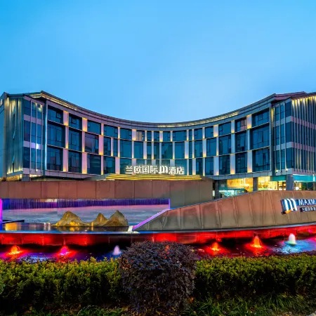 M Hotel Lanou International, Lu Xun's hometown of Shaoxing