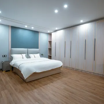 Xincheng Xiaoyuan Homestay