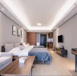 Luozhou Song Yun Seaview Hotel (Yangjiang Hailing Island Minjie Golden Coast Store)