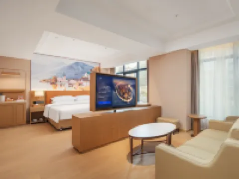 Roomz Vienna along the river county government shop Hotels in Yanhe