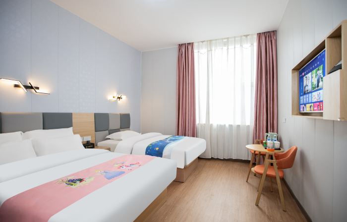 Home Inn Huayi Hotel (Minsheng Square, Dongsheng District, Ordos City)