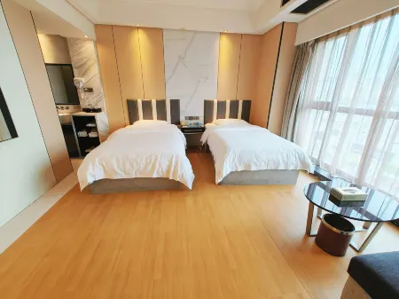 Mellow Crystal Hotel