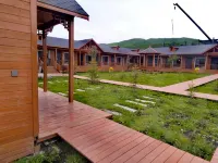 尼勒克千里雲景民宿