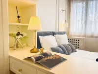 Eiffel view Serenity Elegant