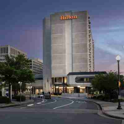 Hilton Arlington National Landing Hotel Exterior