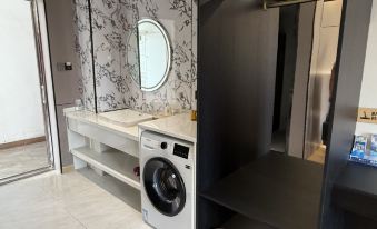 Chujian Smart Hotel