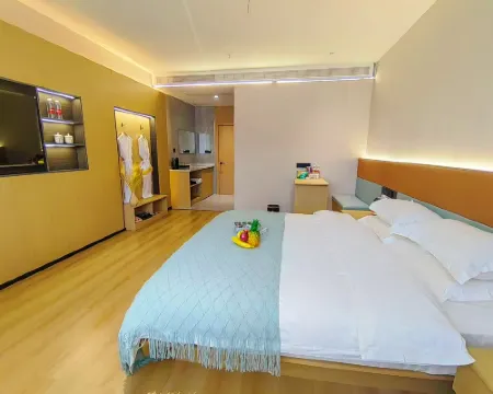 Lan Feng Hotel (Weining Caohai Convention and Exhibition Center) Hotels in Weining