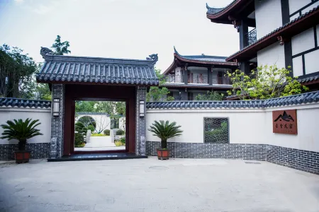 Qingxi Wushe B&B