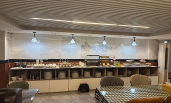 Homeinn Hotel (Anshan Lishan Square)