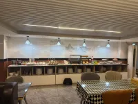 Homeinn Hotel (Anshan Lishan Square)