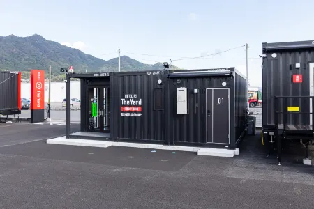 Hotel R9 the Yard Yanai Отели в г. Суоосима