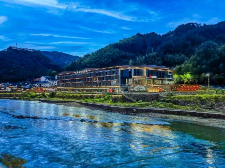 ANATOLE BY LANDISON Отели в г. Суйчан