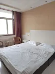 Fengtai Hotel (Taiqian Railway Station) Hotels in Taiqian