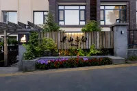 HILL·SNOW|半山與白設計師民宿(長白山北景區遊客集散中心店) 雲頂市集附近的飯店