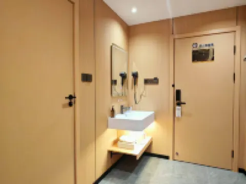 LANZE HOTEL Hotels in Aba County