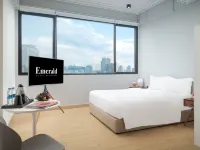Emerald Hotel Residence Hotels near Tuol Sleng Genocide Museum