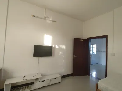 Haixing Home Homestay (Qinzhou Sanniang Bay)