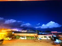 Changhong  Homestay - Bãi đậu xe