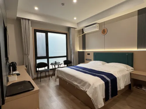 Panlong Hotel Hotels in Guanghe