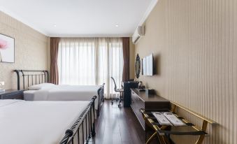 Dalian Xinghui Kaili Hotel (Dalian Pulandian Wanda Plaza Branch)