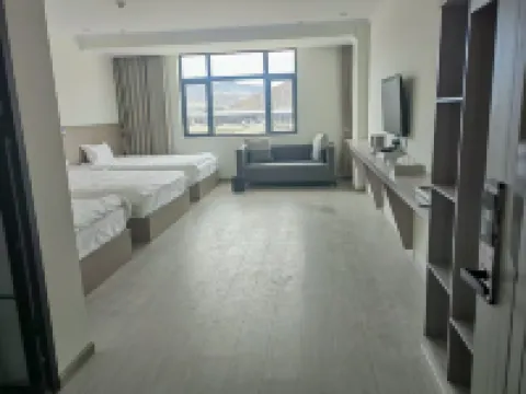 Kunpeng Hotel