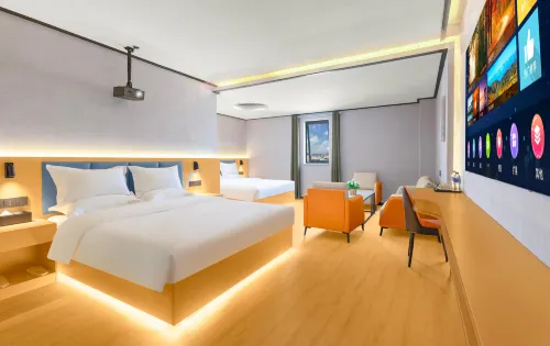 Unitour Hotel (Xingyi Jushan Square Wanfenglin Airport) - مطابخ