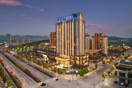 LANOU International Hotel (Quanzhou Government Affairs Center Gymnasium Store) Отели рядом со станцией Quanzhou South Railway Station