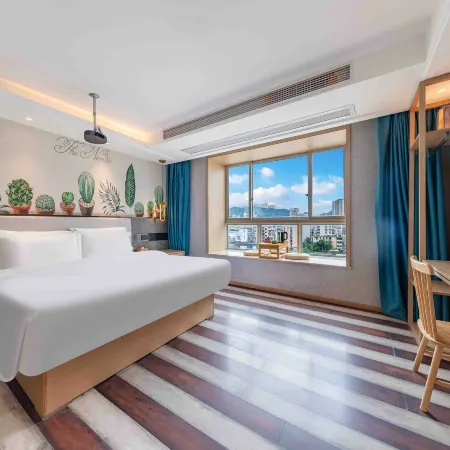 BAMBOO BOAT Express Hotel (Guiyang Penshui Pool Maternal and Child Hospital)