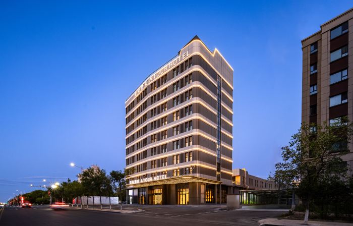 Atour Hotel, the starting point of Dushanzi Duku Highway, Karamay