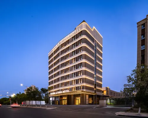Atour Hotel, the starting point of Dushanzi Duku Highway, Karamay Hotels in Karamay