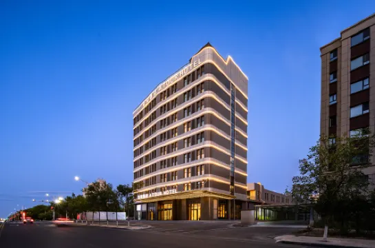 Atour Hotel, the starting point of Dushanzi Duku Highway, Karamay