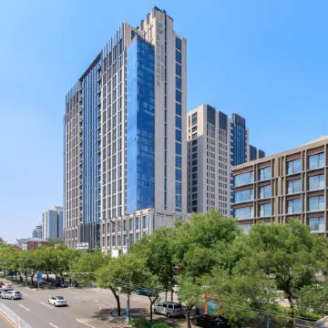 Pureis Loft Theme Luxury Design Guesthouse (Beijing Workers' Stadium Sanlitun)