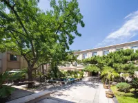 阜新西山賓館 鄰近錦鱗一族名貴觀賞魚水族器材的酒店