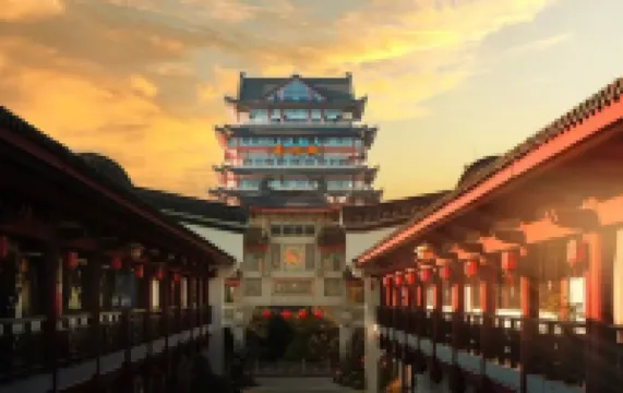 Yongzhou Pavilion Qingshan Lake View Garden Homestay