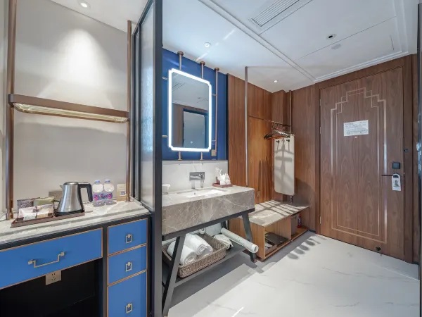 Dongguan Tangxia Town South Railway Station Jinjiang Metropolo Hotel ...