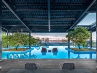Dali Palace Hotel Hotels near Zhonghe Temple