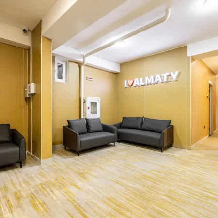 YunXi Hotel Отели рядом с Аэропорт Алматы