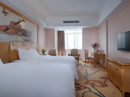 Lizhi Hotel Отели рядом с достопримечательностью «Guiping East Tower»