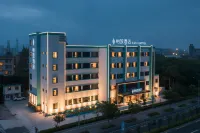 EZZI HOTEL( Ningbo Zhenhai Fengyuan Subway Station) Hotels near First Mountain Monument