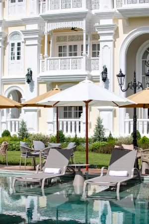 Ping Pura Riverside Resort and Spa, Chiang Mai Отели рядом с достопримечательностью «Wat Buak Krok Noi»