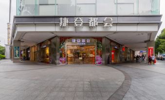 NOMO International Apartment