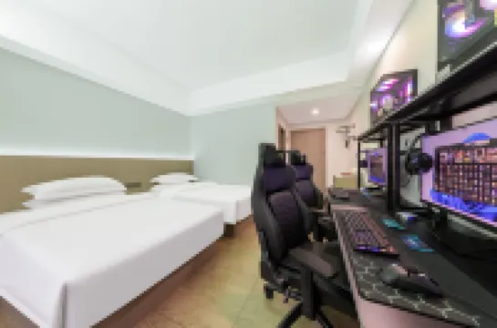 霹氪·PK電競公寓（清遠順盈·城市廣場店）