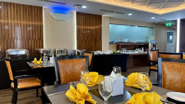 Manchester Plaza Hotel