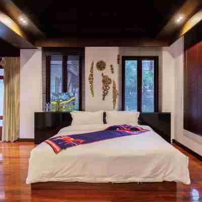 "Siam X5" Downtown Ekamai 5 Bedrooms | Dream Garden Pool Villa | Free Nanny Rooms
