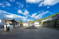 Yunmenxiyuan Inn, Lijiang - ที่มีที่จอดรถ