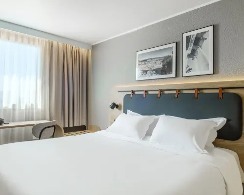 Hotel Campanile Prime - Nice Airport Hotels in Nice