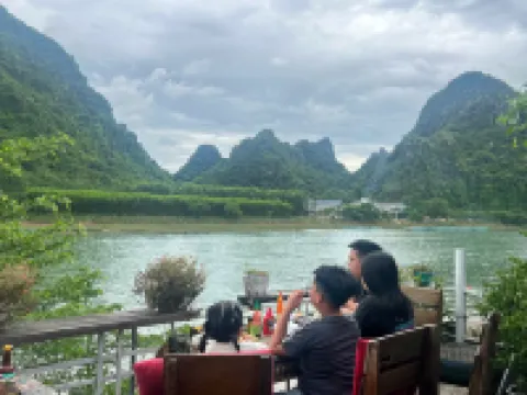 Phong Nha Coco House - Riverstay & Mountain View Hotels in Son Trach