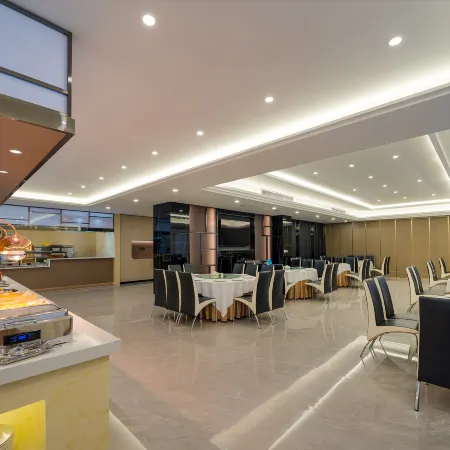 Vienna International Hotel (Jieyang People's Avenue)